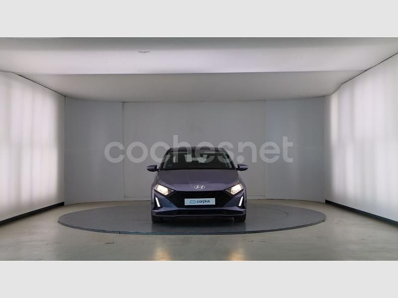 Usado Hyundai i20 100 CV (73 kW) 2023 Intense blue (perlado) Berlina
