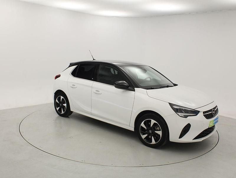 Blanco Usado 2022 Opel Corsa-e Elegance Utilitario | 15.500 € (Buen precio) - Imagen 1/4
