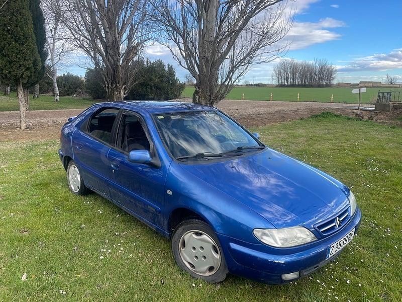 Usado Citroën Xsara Exclusive 110 CV (80 kW) 2000 Azul Berlina