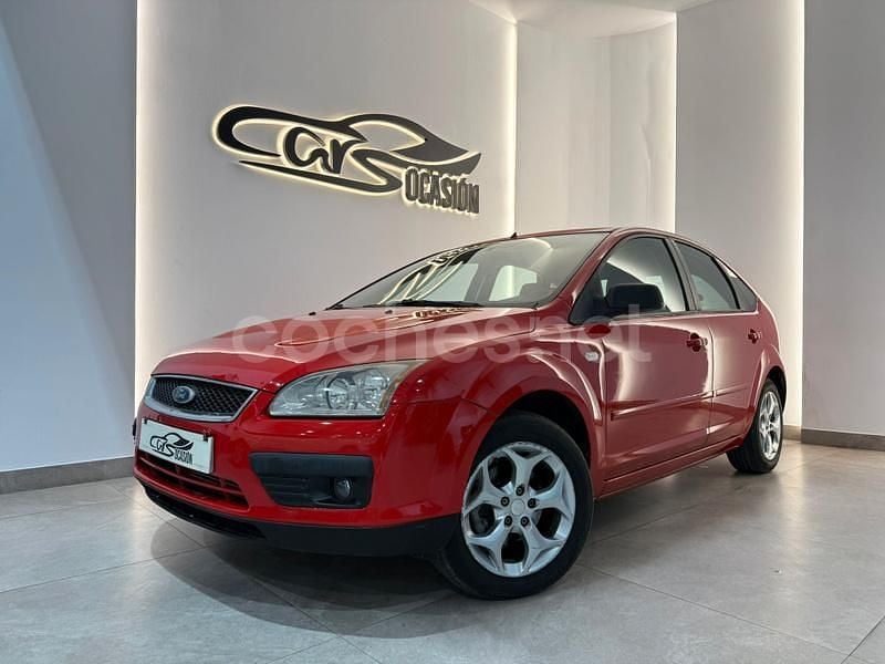 Rojo Usado 2007 Ford Focus Ambiente Berlina | 3500 € (Precio justo) - Imagen 1/4