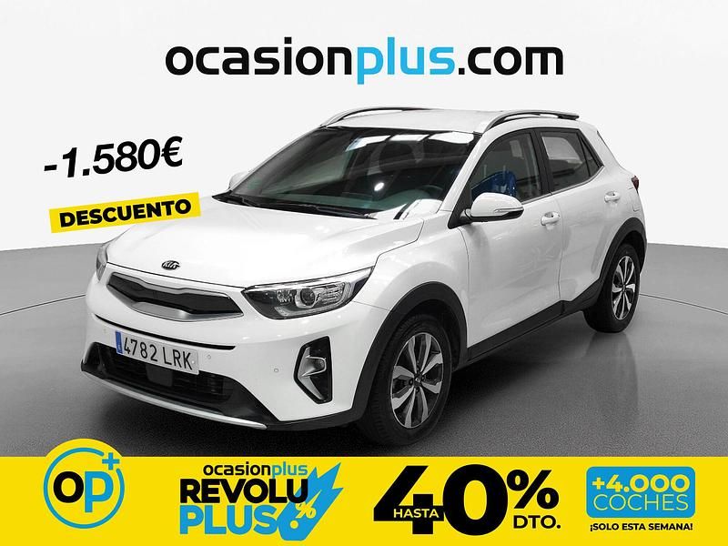 Usado Kia Stonic 120 CV (88 kW) 2021 Blanco SUV