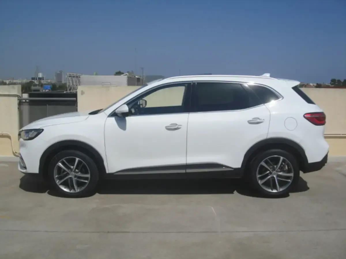 Usado MG HS Luxury 162 CV (119 kW) 2023 Blanco SUV