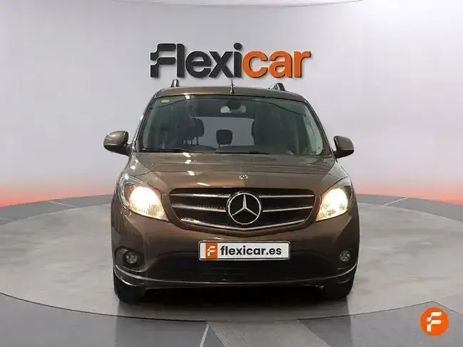 Usado Mercedes Citan 111 80 CV (58 kW) 2020 Marrón Monovolumen