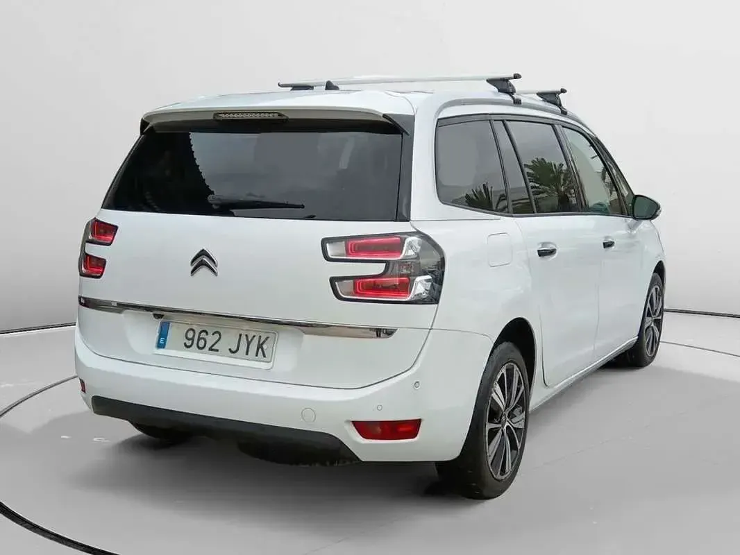 Usado Citroën Grand C4 Picasso Feel 131 CV (96 kW) 2017 Blanco Monovolumen