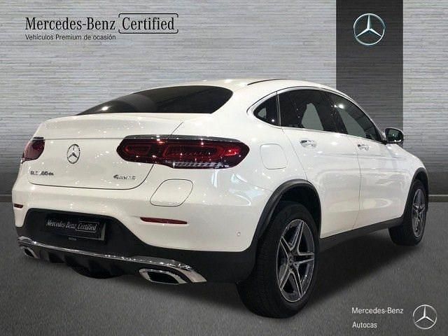 Usado Mercedes GLC300e AMG line 306 CV (225 kW) 2023 Blanco polar