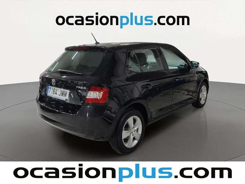 Usado Skoda Fabia Ambition 90 CV (66 kW) 2016 Negro