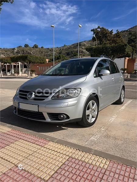 Gris / plata Usado 2008 VW Golf Plus Cross Edition Monovolumen | 6500 € (Precio justo) - Imagen 1/4
