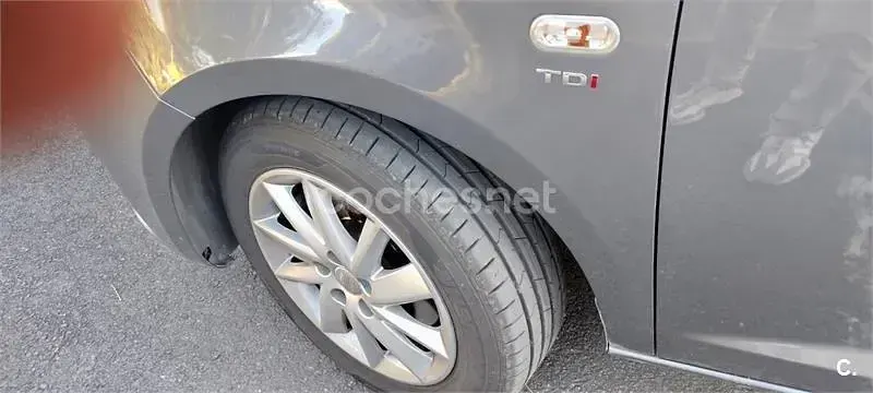 Begagnad Seat Ibiza Style 105 HK (77 kW) 2013 Grå Sedan