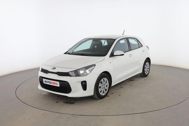 Blanco Usado 2017 Kia Rio Utilitario | 10.099 € (Precio justo) - Imagen 1/3