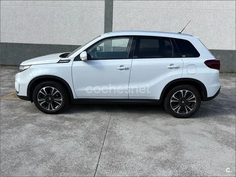 Usado Suzuki Vitara GLX 129 CV (94 kW) 2021 Blanco SUV
