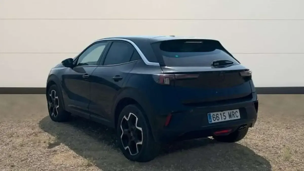 Usado Opel Mokka Ultimate 131 CV (96 kW) 2024 Negro SUV