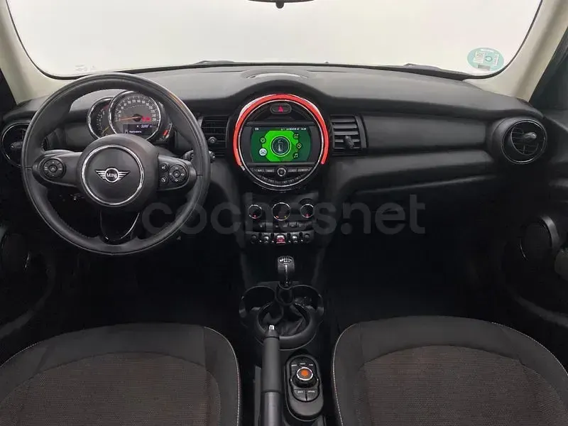 Usado Mini ONE 102 CV (75 kW) 2019 Beige Utilitario