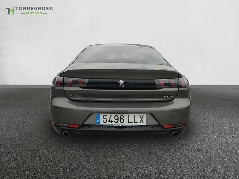 Usado Peugeot 508 Allure 225 CV (165 kW) 2020 Gris / plata Berlina