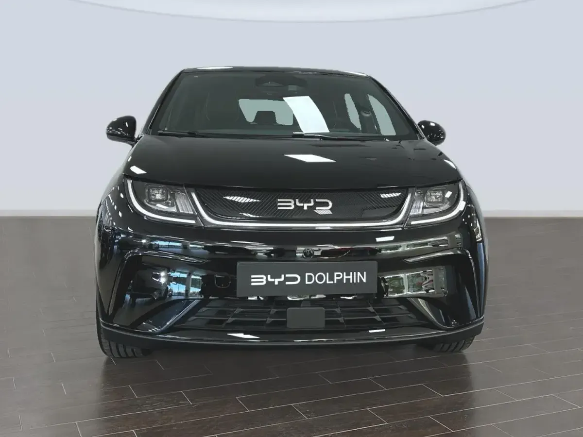 Usado BYD Dolphin Comfort 150 kW (204 CV) 2025 Negro Utilitario