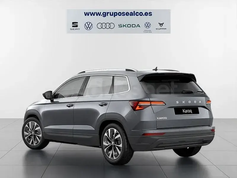 Usado Skoda Karoq Style 150 CV (110 kW) 2022 Beige SUV