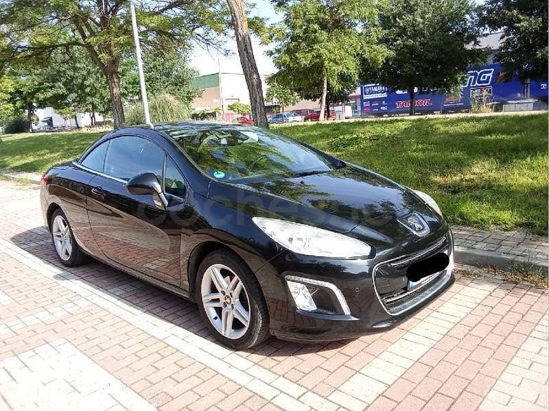 Usado Peugeot 308 CC Active 122 CV (89 kW) 2012 Negro Descapotable