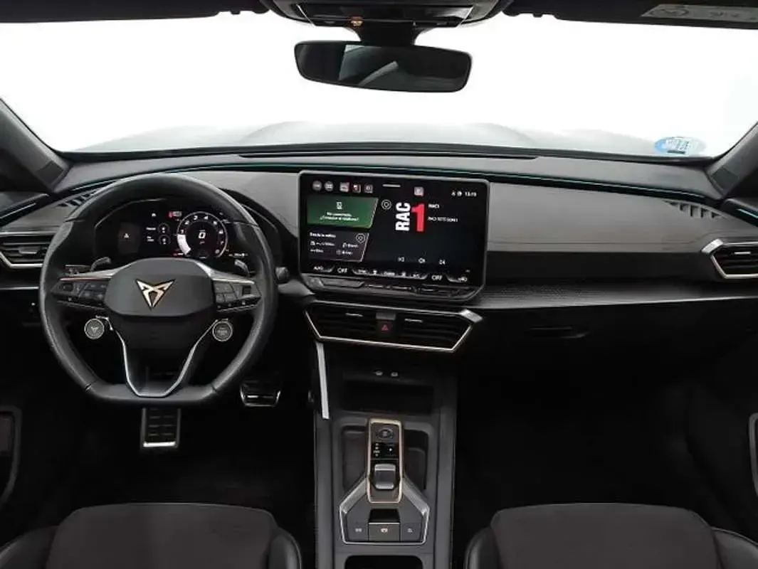 Usado Cupra Formentor 151 CV (111 kW) 2025 Gris SUV