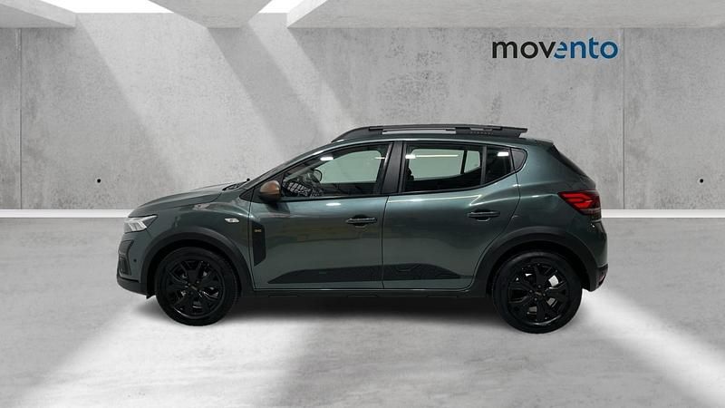 Usado Dacia Sandero Extreme 110 CV (80 kW) 2024 Verde Berlina