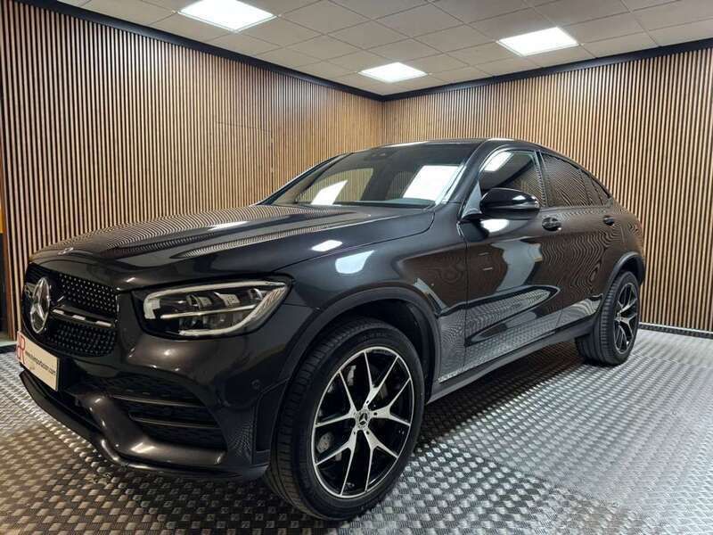 Negro Usado 2021 Mercedes GLC300e Coupe | 49.890 € (Caro) - Imagen 1/4