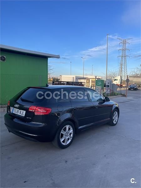 Usado Audi A3 Attraction 105 CV (77 kW) 2010 Negro Utilitario