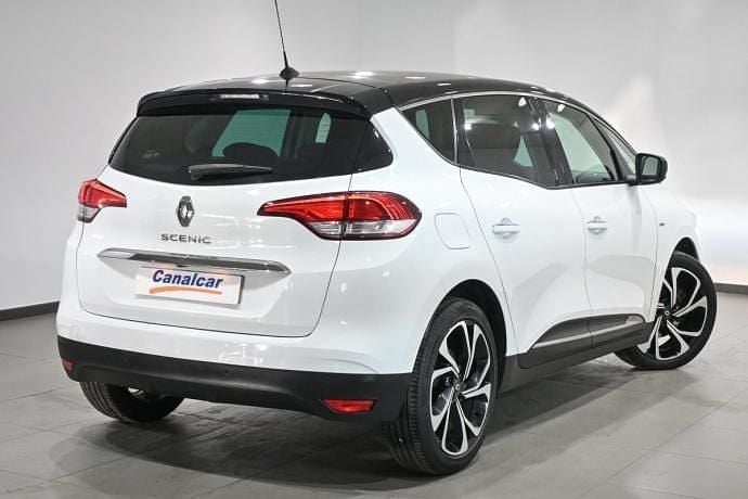 Usado Renault Scénic IV Edition One 131 CV (96 kW) 2017 Blanco Monovolumen