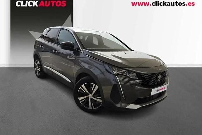 Usado Peugeot 3008 Allure 130 CV (95 kW) 2024 Gris SUV