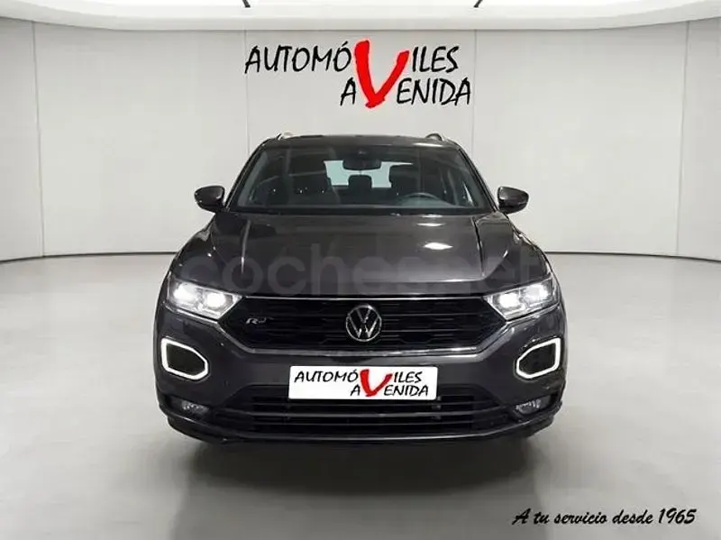 Usado VW T-Roc Sportline 190 CV (139 kW) 2022 Gris / plata SUV