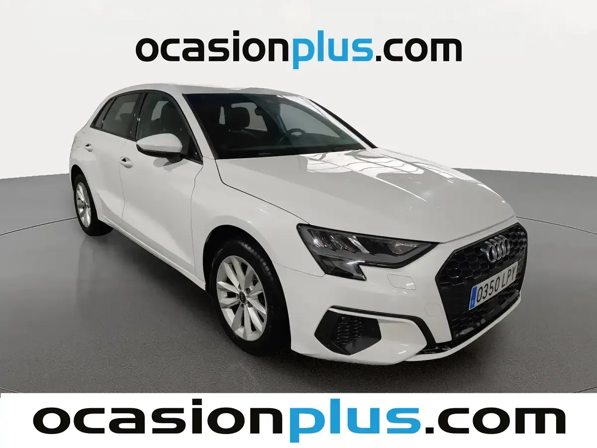 Usado Audi A3 110 CV (80 kW) 2021 Blanco Berlina