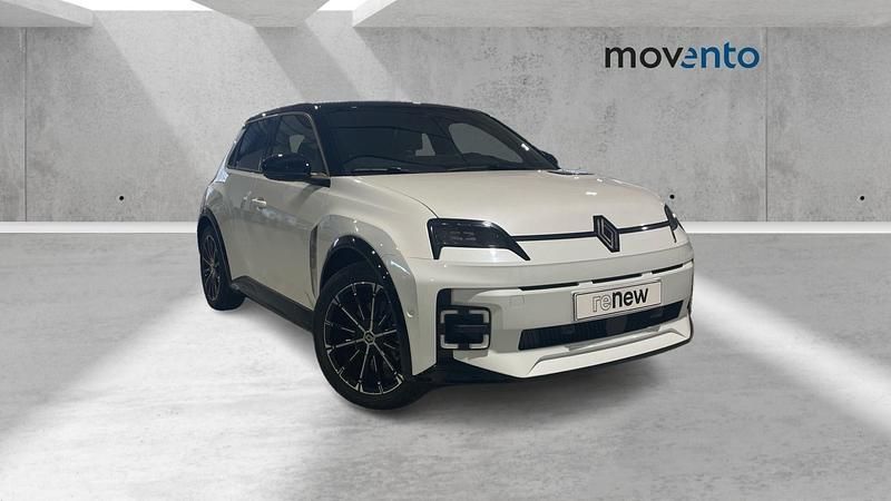 Blanco Usado 2024 Renault R5 Iconic Utilitario | 29.900 € (Precio justo) - Imagen 1/4