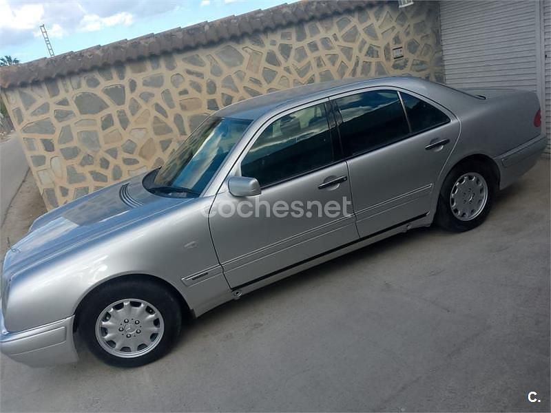 Occasion Mercedes E230 Elegance 150 PK (110 kW) 1996 Grijs Stationwagen