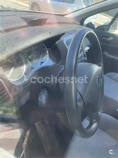 Usado Peugeot 307 110 CV (80 kW) 2004 Gris / plata Berlina