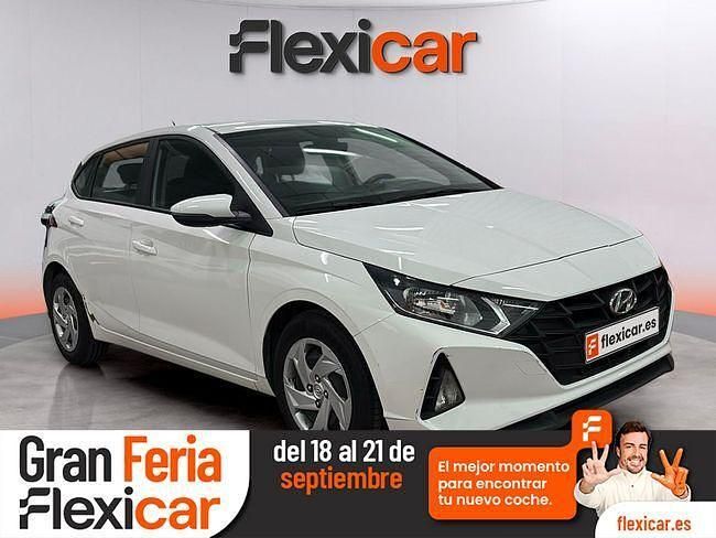 Blanco Usado 2021 Hyundai i20 Berlina | 12.470 € (Precio justo) - Imagen 1/4