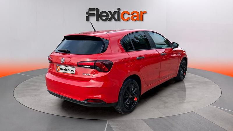 Usado Fiat Tipo Easy 95 CV (69 kW) 2019 Rojo Berlina