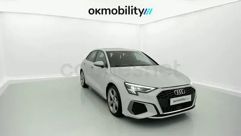 Usado Audi A3 S-Line 150 CV (110 kW) 2024 Blanco Berlina