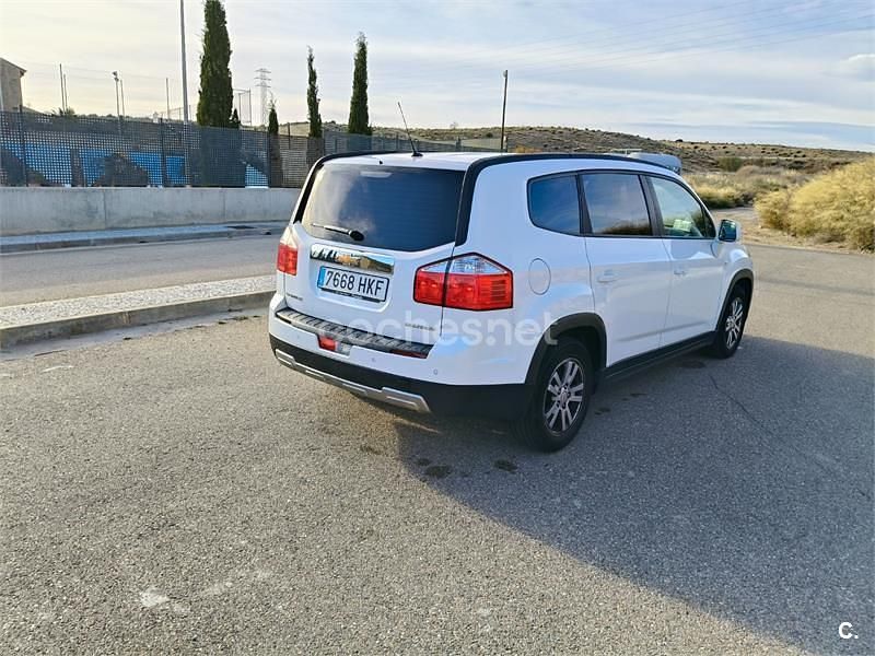 Usado Chevrolet Orlando LT 130 CV (95 kW) 2012 Blanco Monovolumen