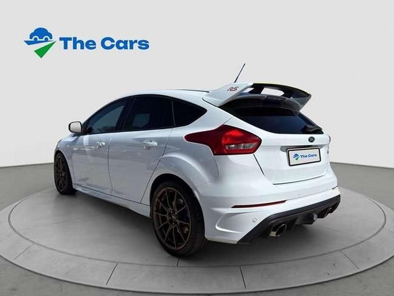 Usado Ford Focus RS 350 CV (257 kW) 2016 Blanco Berlina