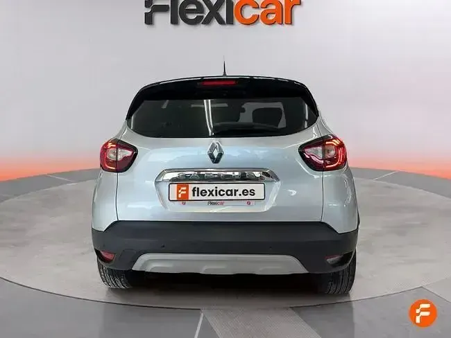 Usado Renault Captur Zen 90 CV (66 kW) 2019 Gris SUV