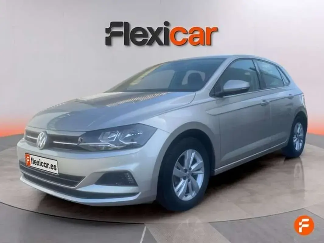 Usado VW Polo Advance 95 CV (69 kW) 2018 Beige Utilitario