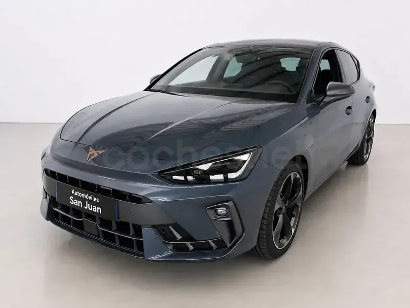 Usado Cupra Leon 204 CV (150 kW) 2025 Azul Berlina
