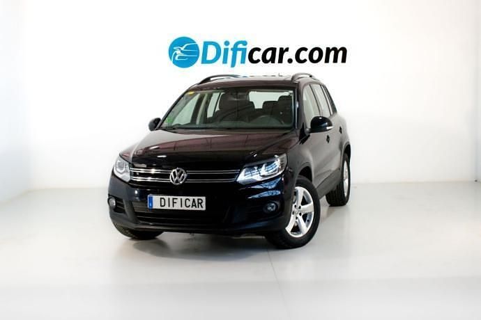Negro Usado 2015 VW Tiguan SUV | 16.490 € (Precio justo) - Imagen 1/4