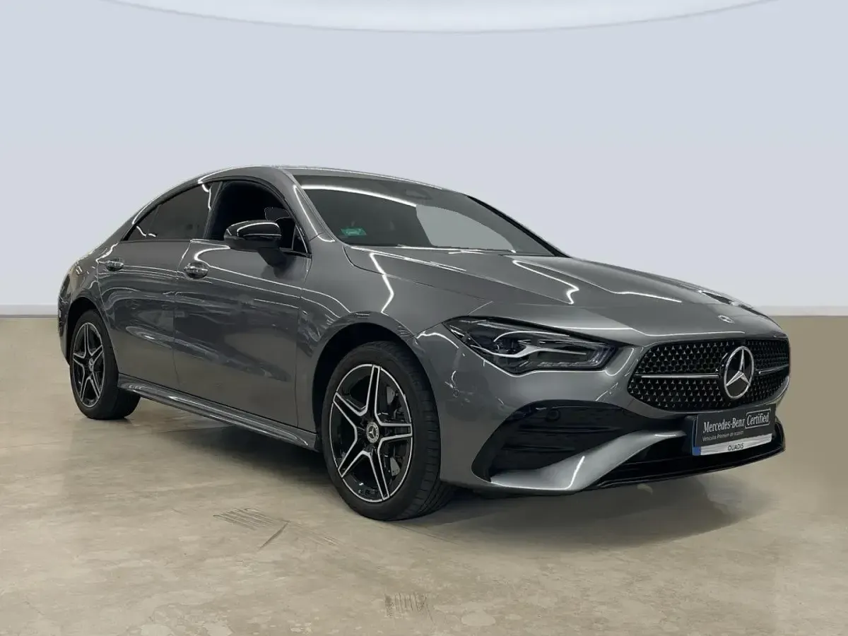 Usado Mercedes CLA250e 218 CV (160 kW) 2024 Gris Coupe