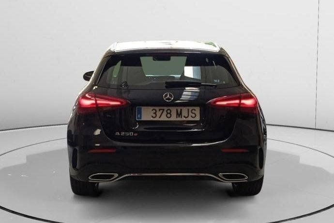 Usado Mercedes A250 AMG line 218 CV (160 kW) 2023
