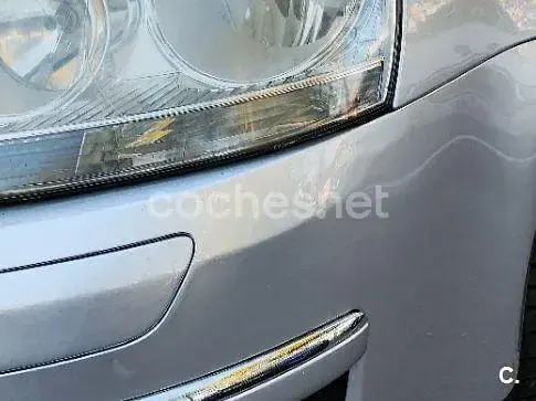Usado VW Golf V Advance 140 CV (102 kW) 2008 Gris / plata Familiar