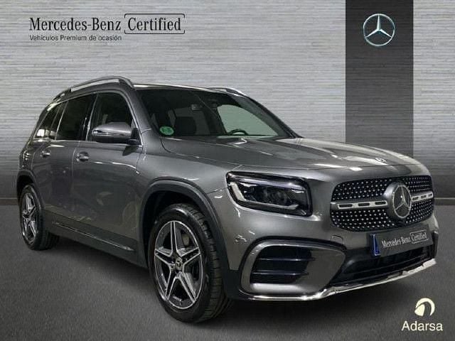 Usado Mercedes GLB220 AMG line 190 CV (139 kW) 2024 Gris SUV