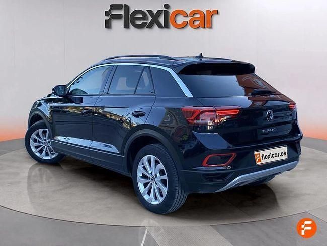 Usado VW T-Roc Life 150 CV (110 kW) 2023 Negro SUV