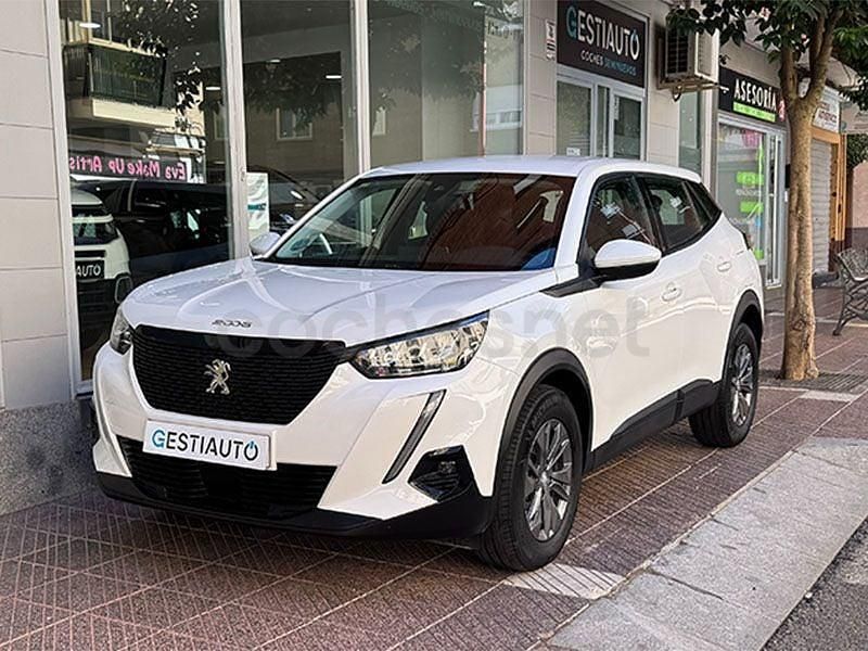 Usado Peugeot 2008 Active 110 CV (80 kW) 2022 Blanco SUV