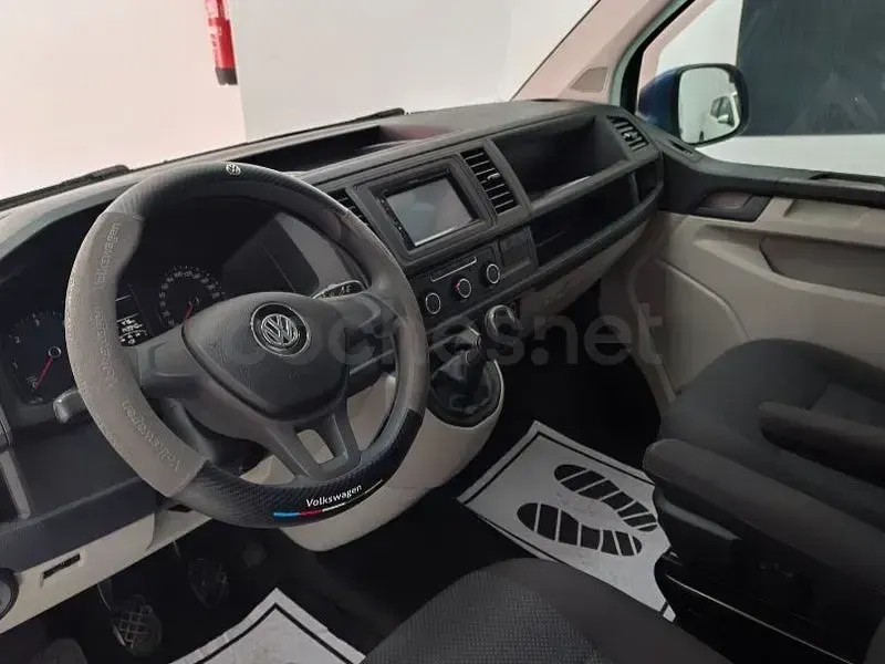 Usado VW Multivan 114 CV (83 kW) 2019 Azul Monovolumen