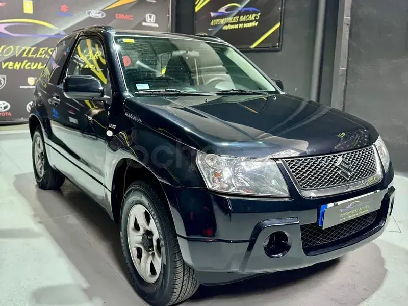 Usado Suzuki Grand Vitara 129 CV (94 kW) 2007 Negro SUV