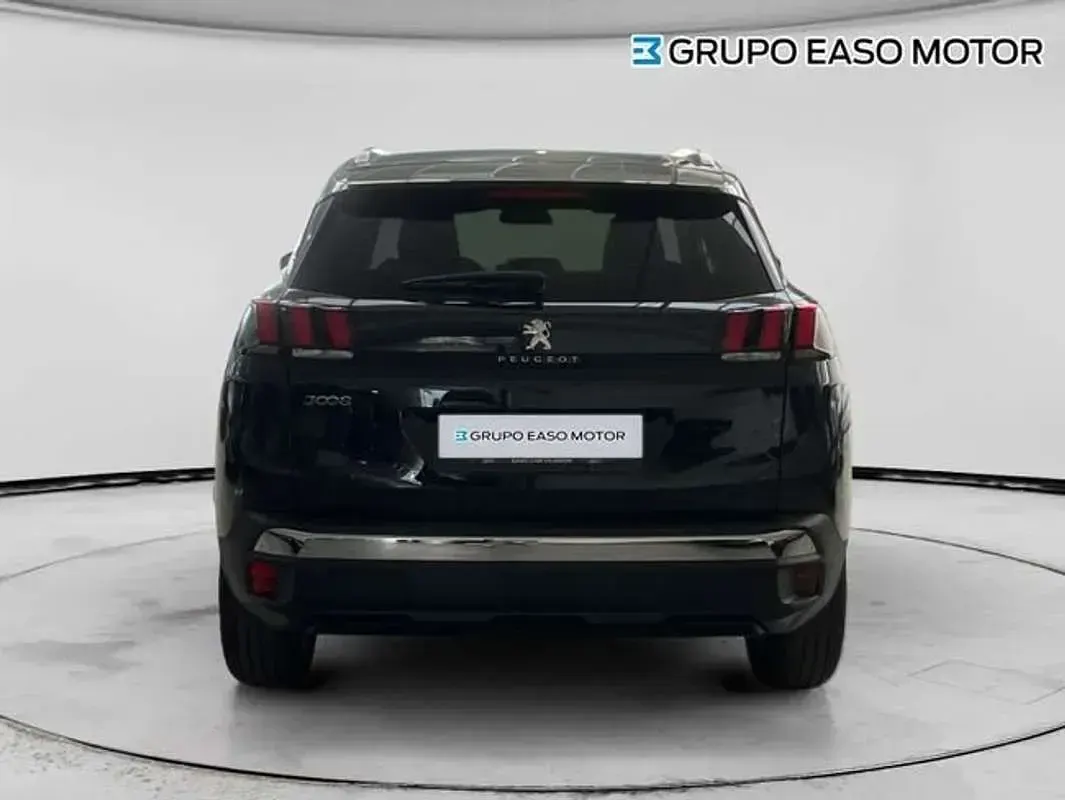 Usado Peugeot 3008 Style 131 CV (96 kW) 2021 Negro SUV