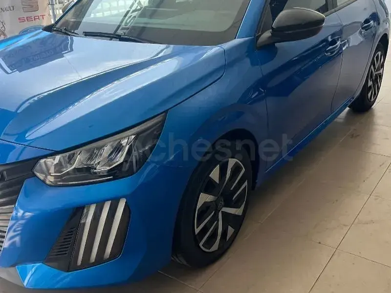 Usado Peugeot 208 Active 100 CV (73 kW) 2024 Azul Utilitario